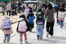 “음료수 사줄까”…강남 초등학교서 ‘유괴미수’ 신고 잇따라