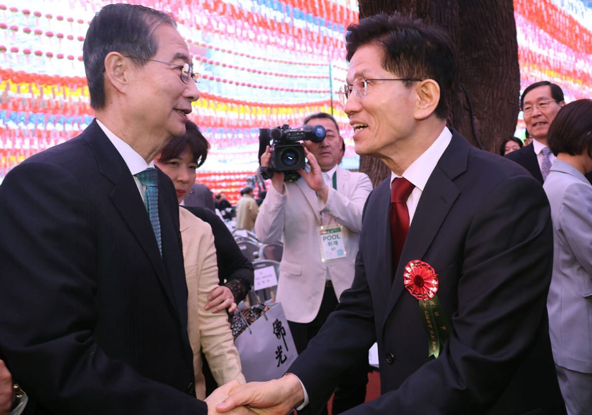 김문수-한덕수 대선 후보, 단일화 협상 재개…국민의힘 이양수 사무총장 참석
