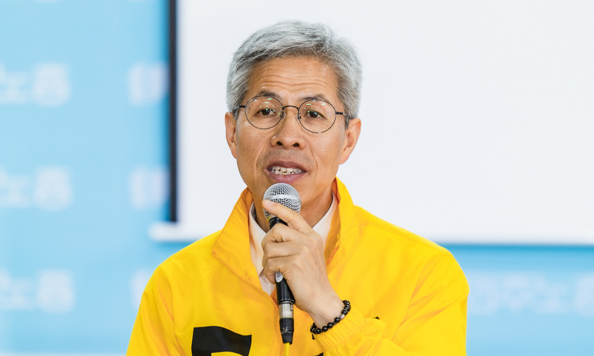 서울 대선 후보들, 여의도와 서울시청 앞서 피날레 유세 진행