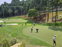 2030 골프 열풍에…얼개 빼고 싹 바꾼 ‘워커힐 골프클럽’ 재개장