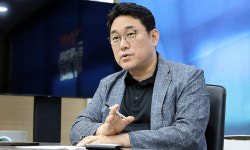 “주 4.5일제, ‘노사 문제’로만 보지 말았으면…내수 침체·저출생 해법 돼야”