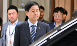 [사설] 美 ‘2+2 협의’ 돌연 취소… 고강도 압박에 휘둘리지 말아야