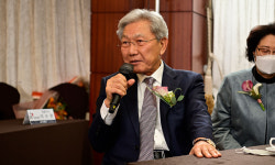덕산자동차공업사사 | 300억 기부 약속 지킨 이준호 명예회장