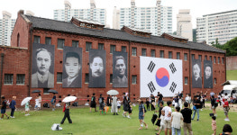 제80주년 광복절에 서대문형무소역사관을 찾은 시민들 [한강로 사진관]