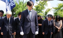 조국, 고향 부산서 “좌완투수 돼 극우정당 국민의힘 반드시 패퇴시킬 것”