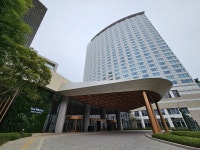 “강남 한복판 한강 보며 아침·점심·저녁·야식까지”…‘웰니스 호텔’ 뭐길래