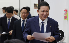 특검, 17일 김병기 원내대표 참고인 조사… 김용현 소환 통보도