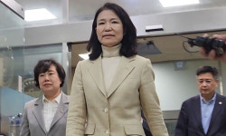 이진숙 ‘체포 논란’ 여진… “몸값만 키워줘” 비판