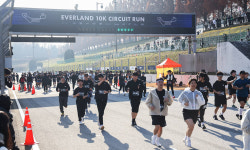 늦가을 만끽하며 달린다