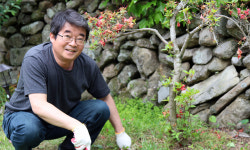 시집 『쓸데없이 눈부신 게 세상에는 있어요』 안도현 “내성천의 흰목물떼새 부부는 자갈밭에 낳아둔 알이 서러웠다” [김용출의 문학삼매경]