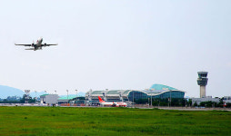 무안공항 대신 ‘DJ공항’?…박정희·노무현 공항도 나올까 [어떻게 생각하십니까]