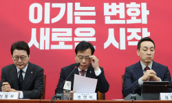 장동혁 퇴원한 날, 김종혁 ‘탈당 권고’… 韓 몰아내기 예고편?