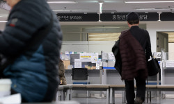 [사설] 1월 고용 한파…AI발 일자리 감소 충격 대비해야