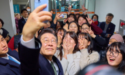 충주 그냥드림 사업장 간 李 “굶지 말자는 취지”