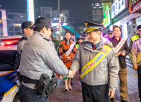 박정보 서울경찰청장, 설 명절 앞두고 신림역 일대 치안활동 점검