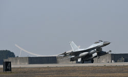 F-16 전투기 영주서 추락… 조종사 탈출