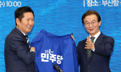 정청래 “부산 중흥 이끌 진짜 부산 사나이 전재수…부울경 메가시티 찬스” [6·3의 선택]