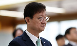 강남 집 팔아 ETF에 2억 베팅한 이찬진 금감원장...수익률 ‘152%’