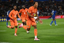 ‘우승후보 투톱 맞아?’ FIFA 랭킹 1,2위 프랑스-스페인, 한 수 아래인 코트디부아르-이라크와의 평가전에서 고전하며 패배-무승부로 ‘개망신’