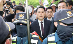 장동혁, 잠실 개표소 찾아 “시민들과 끝까지 싸우겠다”