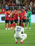 “OOO 나가” 야유도 없는, 한국 축구의 완벽한 새 출발을 알린 에콰도르전 3-0 완승...모레노 감독의 포백 전술 ‘무실점-멀티골’로 합격점