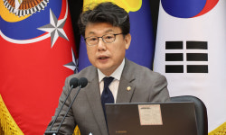 진성준 국방위원장 美 비자 발급 거부?…외교부 “절차 종결 안 된 걸로 알아”