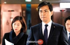 '안희정 성폭행 폭로' 김지은, 증인신문 후 불면증…입원치료 중