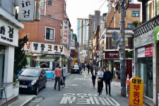 3년만에 확 뜬 서울대생들의 시장 골목