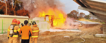 태양광 또 화재… 올해만 71곳 불탔다