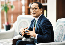 우린 전기 잘 돌게 치료하는 내과의사