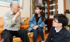 日帝 말, 태극기 몰래 그리던 소년을 기록합니다