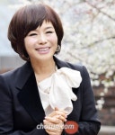 효녀가수 현숙, 17번째 이동 목욕차량 기부