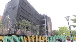 서울 은평구 초등학교 화재…교사 2명 부상·학생 116명 대피