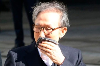 이명박 전 대통령 자택 무단 침입한 60대 여성 체포