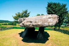 땅 팔게 고인돌 옮겨라 민원에 강화군 골치