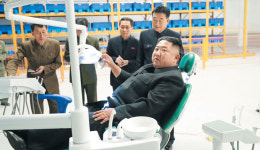 의료기구공장 가서 열낸 김정은