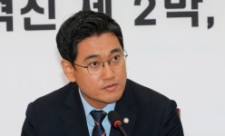 손학규, 변혁 오신환 원내대표직 박탈... 吳 내 직인 없는 공문 무효