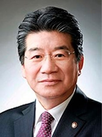 한국당 '비박계 3선' 강석호, 내일 원내대표 출마 선언