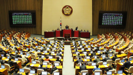 [사설] 나라의 기본 틀 강제 변경, 군사정권 이후 처음이다