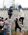 美대사관저 월담 친북단체 회원, 민중당 비례대표 경선 옥중 출마