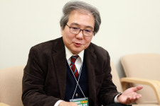 과학은 30~40년 후의 행복을 꿈꾸는 인내력 싸움