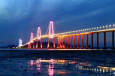 천사대교 덕분에 관광 날개 단 전남, 관광객 6000만명 끌어모았다