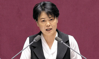 野는 무력했지만, 윤희숙은 강렬했다