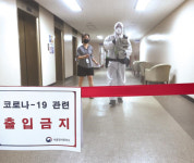靑·국회·정부청사·법원… 국가기관도 코로나 비상