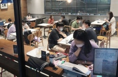 카공 막히니 빵공, 빵집에 몰린 공부족들