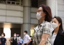 “PC에서 총장 직인 파일 봤다”던 조교, 원본 제시되자 “정확치 않다” 말바꿔