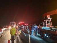 중부고속도로 상행선 화물차-버스 충돌...6명 사상