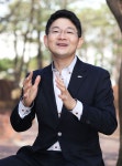 “원화 강세, 주식·채권 시장으로 해외자금 끌어들일 것”