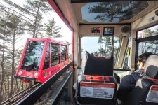 [아무튼, 주말] 아찔한 42도·360도 전망…방방곡곡 모노레일