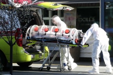 부산 파랑새노인건강센터서 하루만에 23명 확진